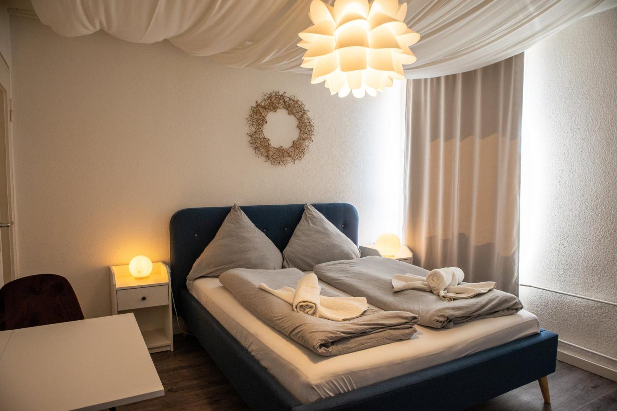 Fuer 3 Gaeste Mit Kostenlosen Parkplaetzen Und Lift Apartment Hannover